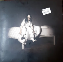 Afbeelding in Gallery-weergave laden, Billie Eilish - When We All Fall Asleep, Where Do We Go? Target Exclusive (Glow in the dark vinyl LP)