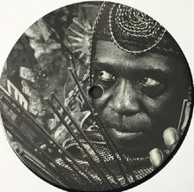 Afbeelding in Gallery-weergave laden, Sun Ra - The Saturn Singles Vol. 2 1959-1962 (LP)
